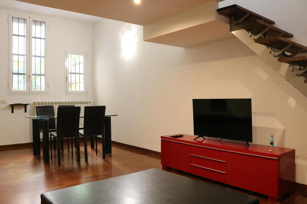 Ferienwohnung Cozy & Large Loft Famagosta Mailand Exterior foto